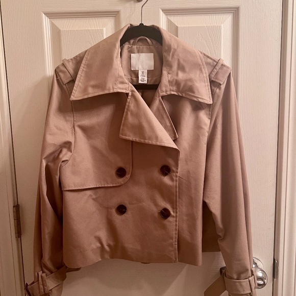 Cropped Trench Coat - Picture 3 of 4